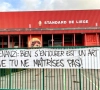 La direction du Standard de Liège ciblée par des banderoles des Ultras : "MPH-Nicaise-Bayat : reprenez vos chèvres et cassez-vous"