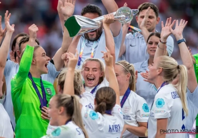 🎥 "It's coming home" : les belles images de célébrations des Anglaises après le coup de sifflet final