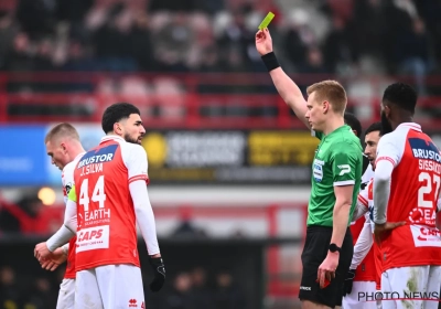 Courtrai floué par l'arbitrage contre Anderlecht ? Yves Vanderhaeghe ne décolère pas ! 