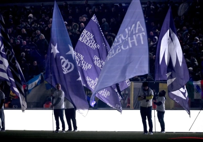 Le Lotto Park n'a pas manqué de saluer son retour : "C'était très spécial, je remercie les supporters d'Anderlecht"